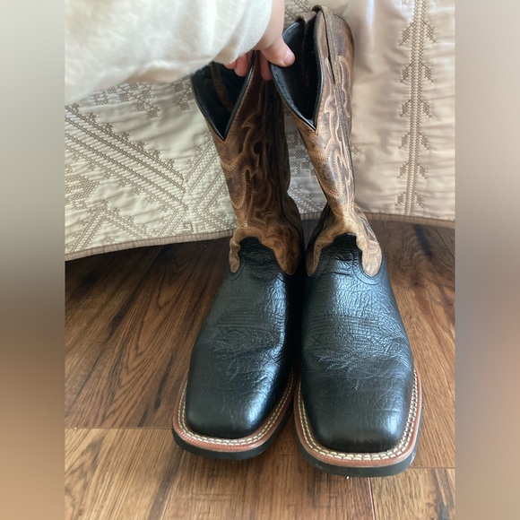 SOLD - Picture 2 of 7